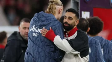 أرقام فلكية.. حجم ضرائب محمد صلاح وإيرلينج هالاند في بريطانيا يثير الجدل